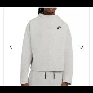 Women’s Nike Tech Fleece Crew & Joggers